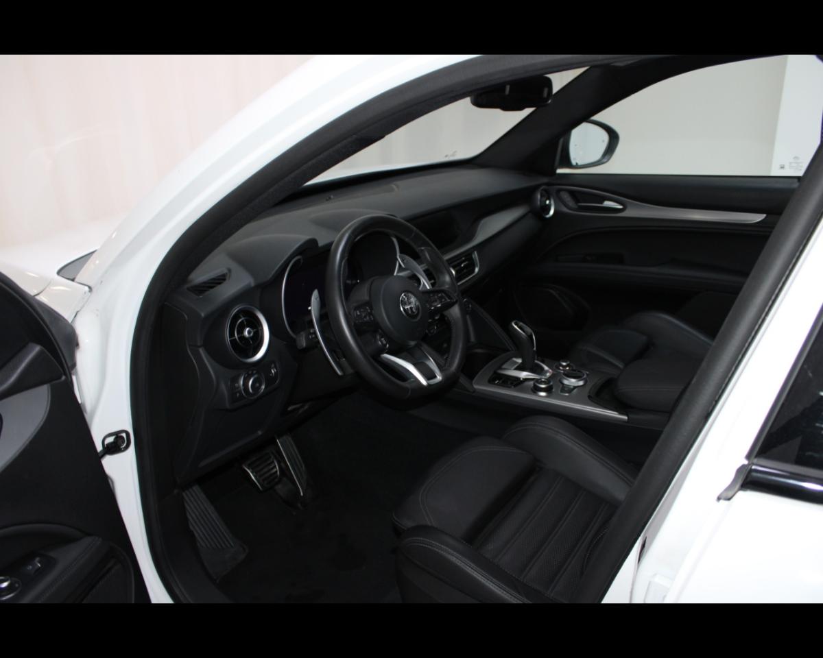 Alfa Romeo Alfa Romeo Stelvio usata 18
