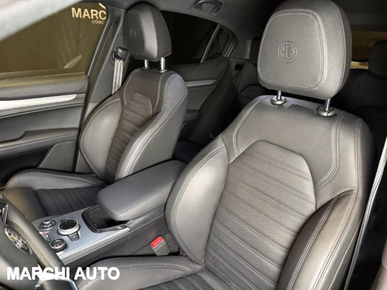 Alfa Romeo Alfa Romeo Stelvio usata, con alzacristalli elettrici