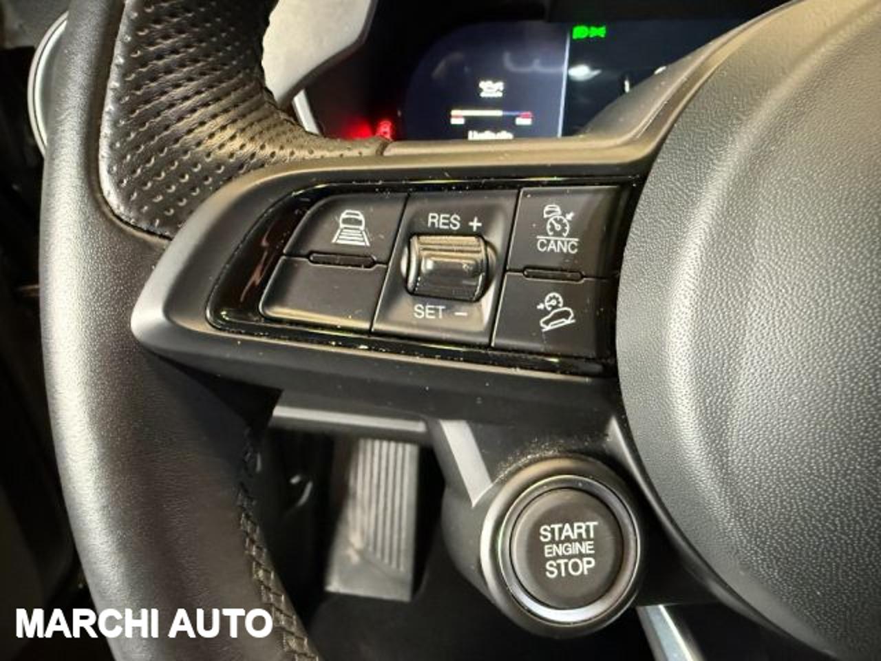 Alfa Romeo Alfa Romeo Stelvio usata, con chiusura centralizzata
