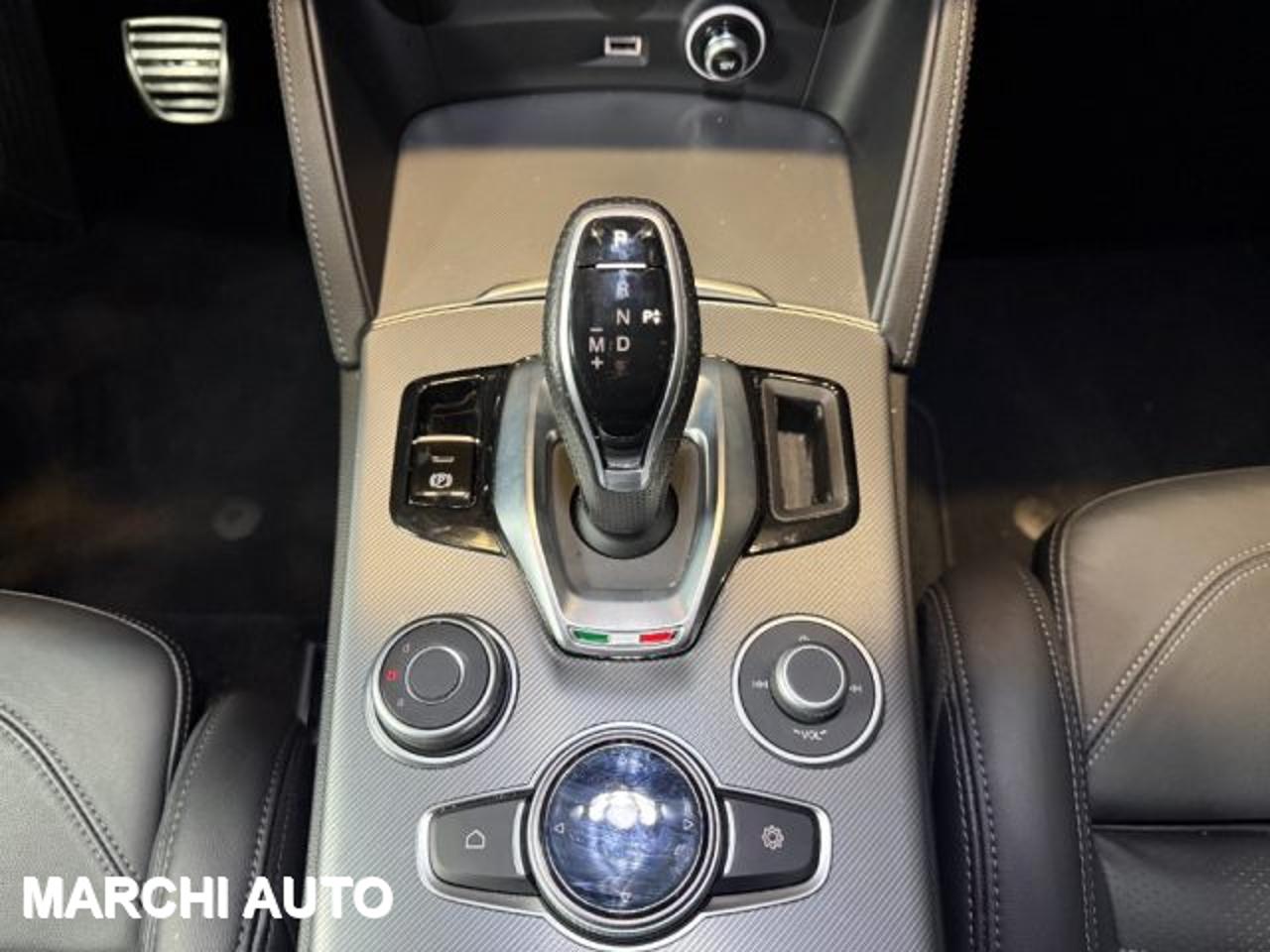 Alfa Romeo Alfa Romeo Stelvio usata 18