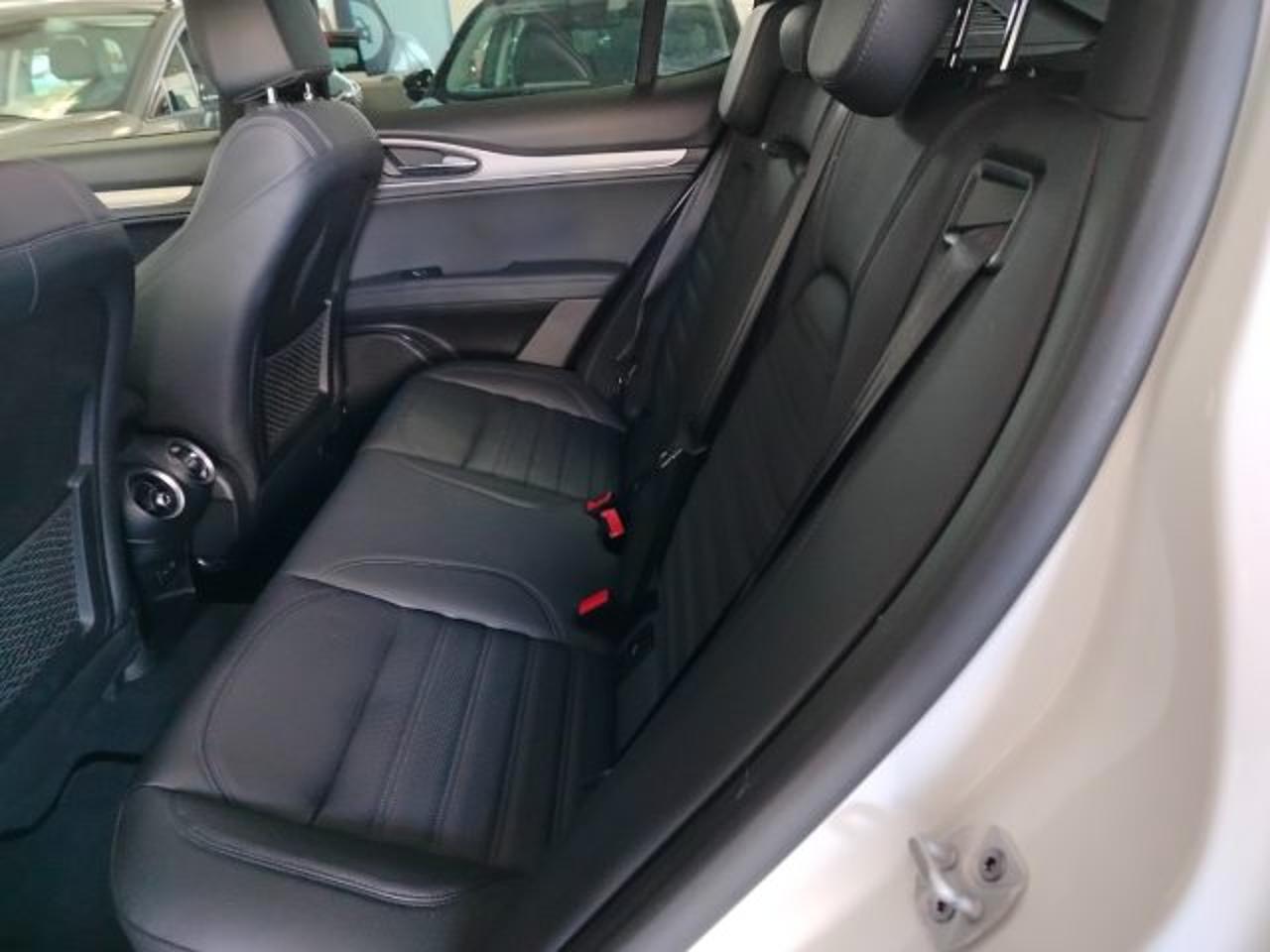 Alfa Romeo Alfa Romeo Stelvio usata 10