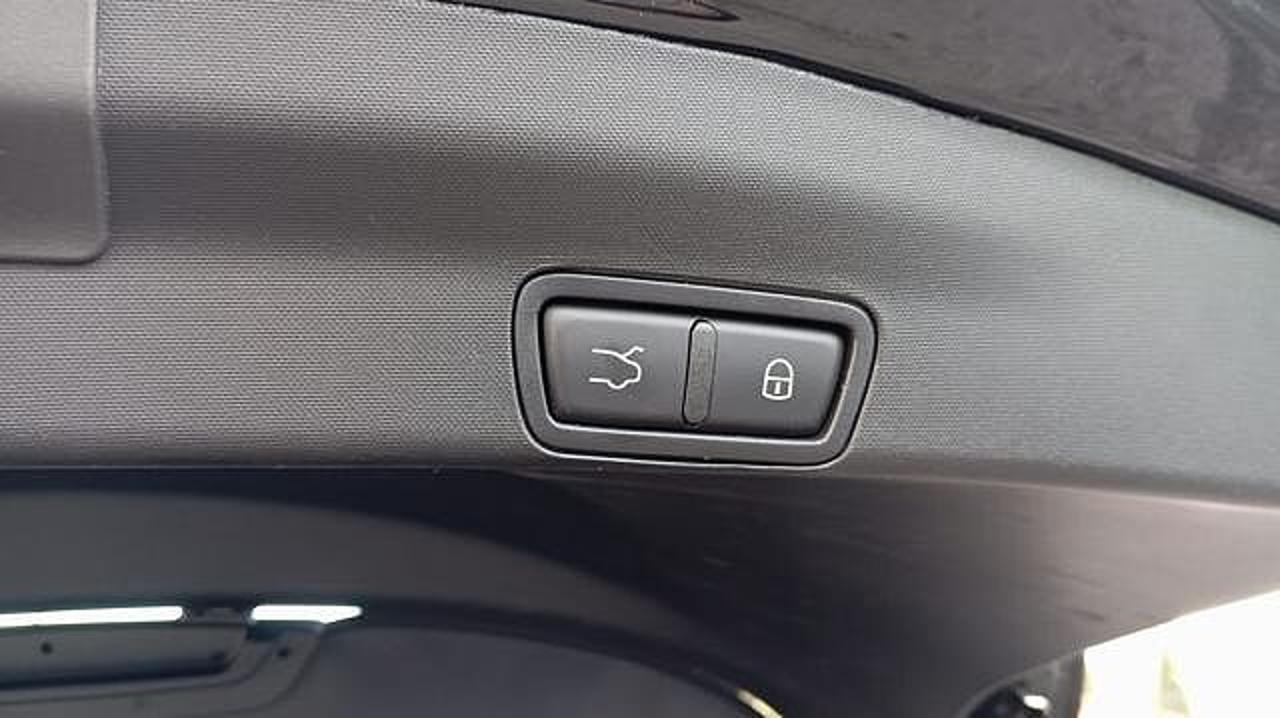 Alfa Romeo Alfa Romeo Stelvio usata, con sensori parcheggio posteriori