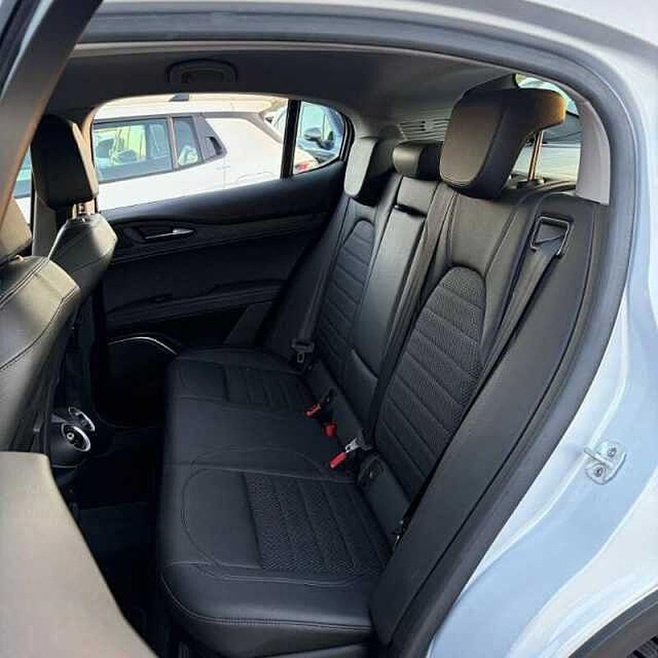 Alfa Romeo Alfa Romeo Stelvio usata 22