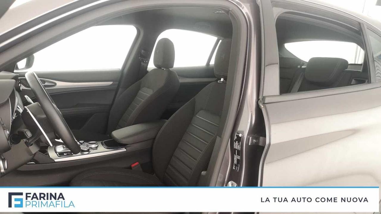 Alfa Romeo Alfa Romeo Stelvio usata 24