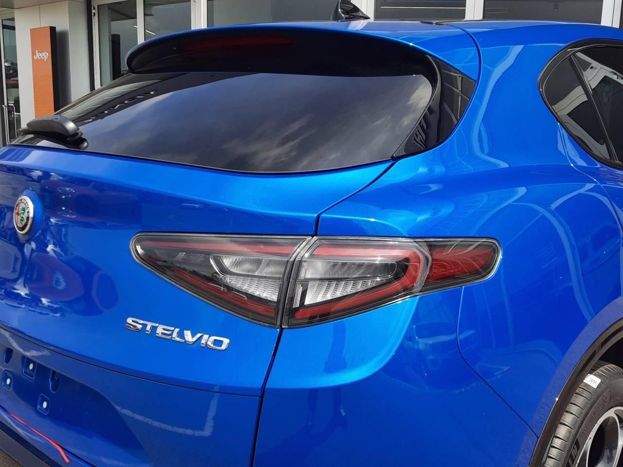 Alfa Romeo Alfa Romeo Stelvio usata 17