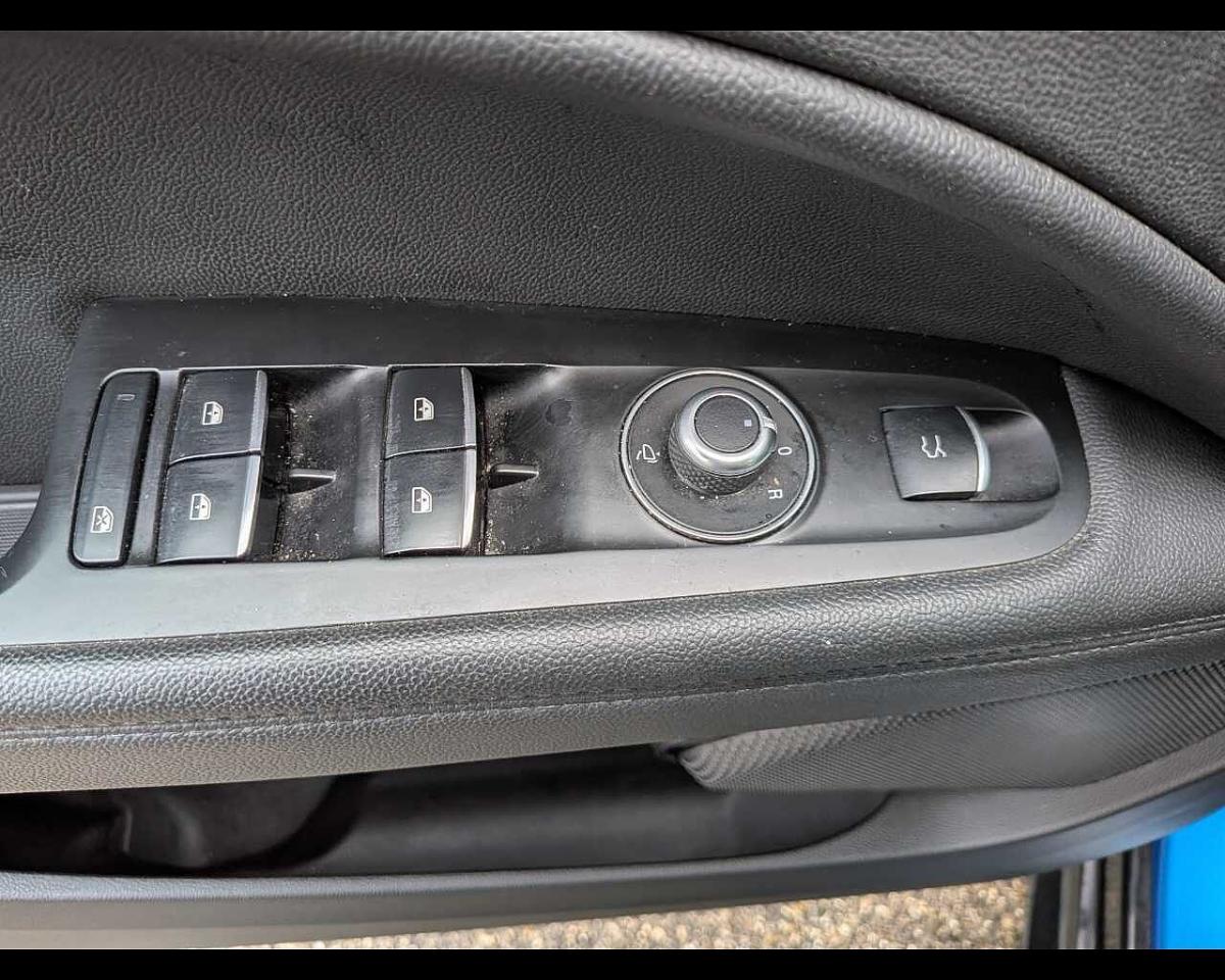 Alfa Romeo Alfa Romeo Stelvio usata, con Xenon-led