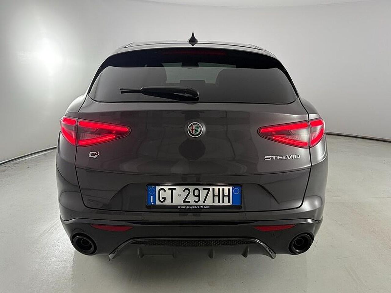 Alfa Romeo Alfa Romeo Stelvio usata 19