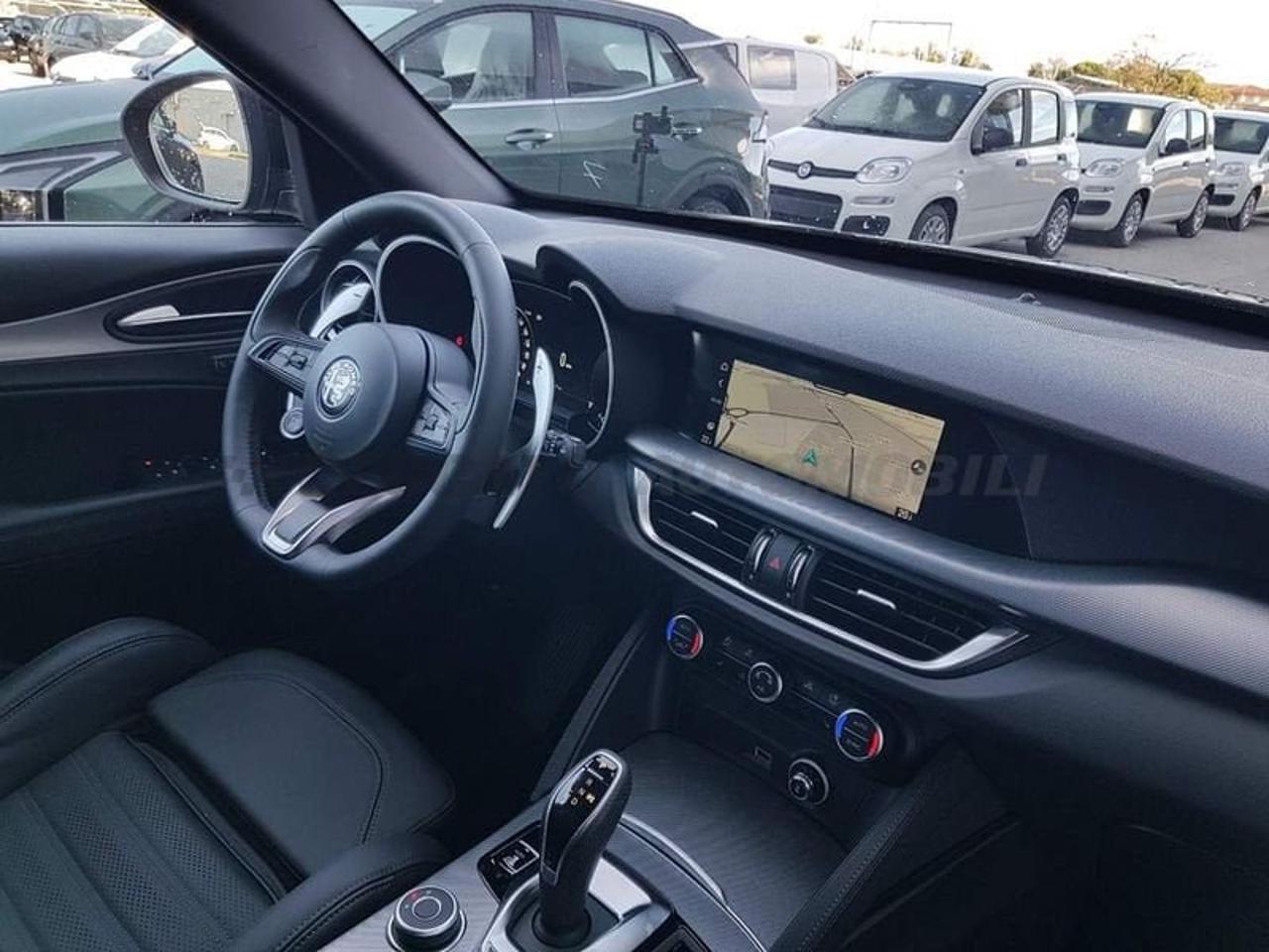 Alfa Romeo Alfa Romeo Stelvio usata 24