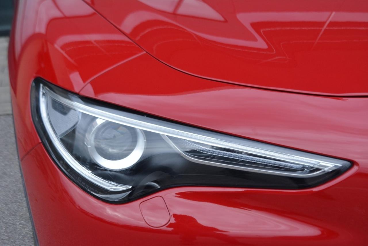 Alfa Romeo Alfa Romeo Stelvio usata 14