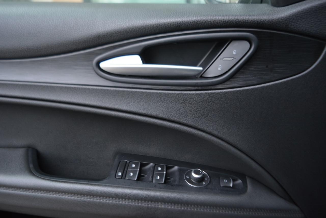 Alfa Romeo Alfa Romeo Stelvio usata 4