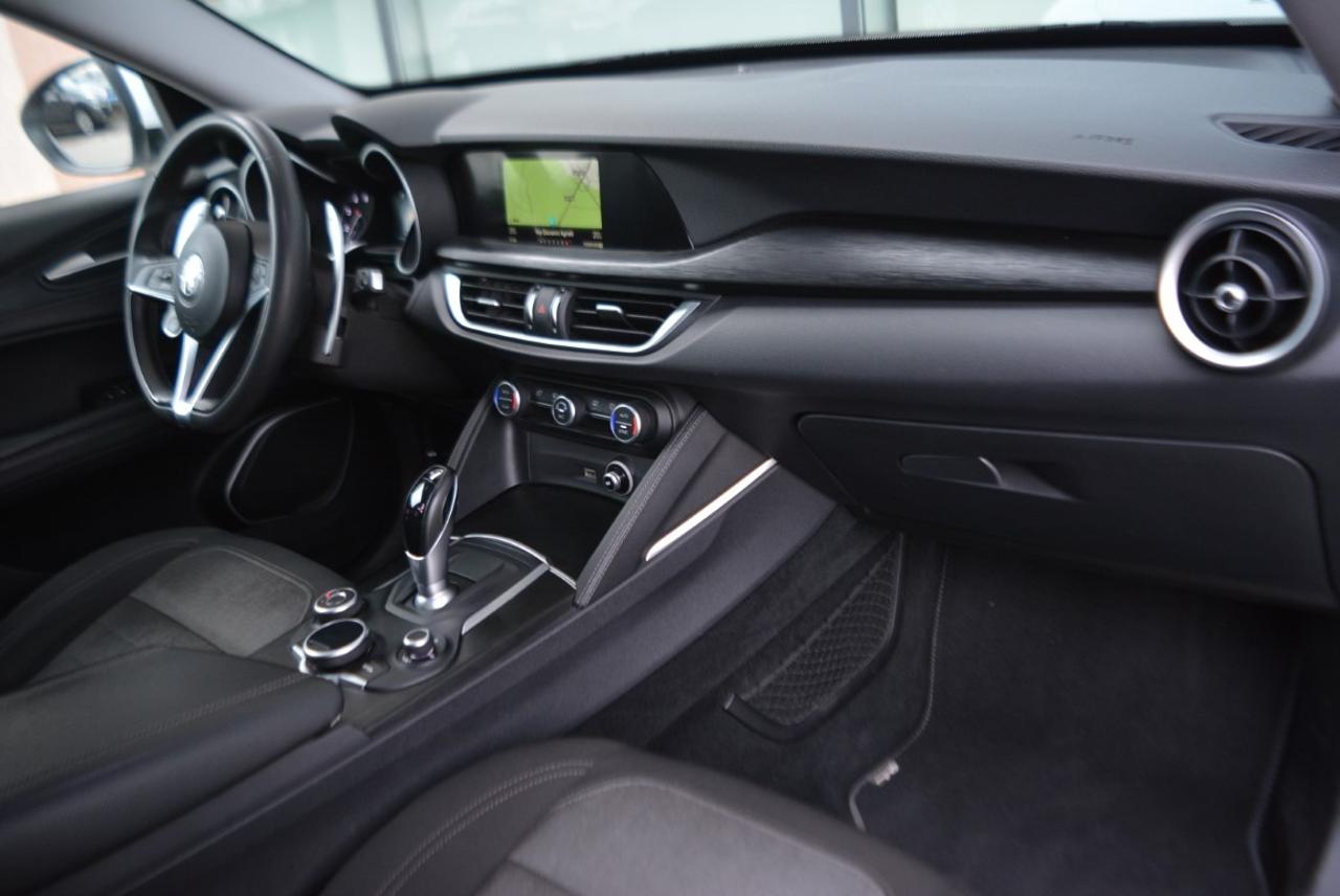 Alfa Romeo Alfa Romeo Stelvio usata 22