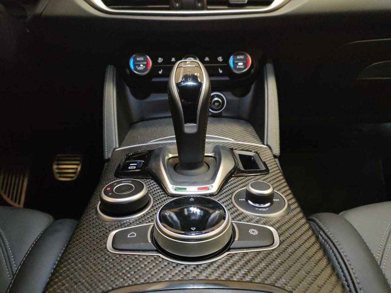 Alfa Romeo Alfa Romeo Stelvio usata 15