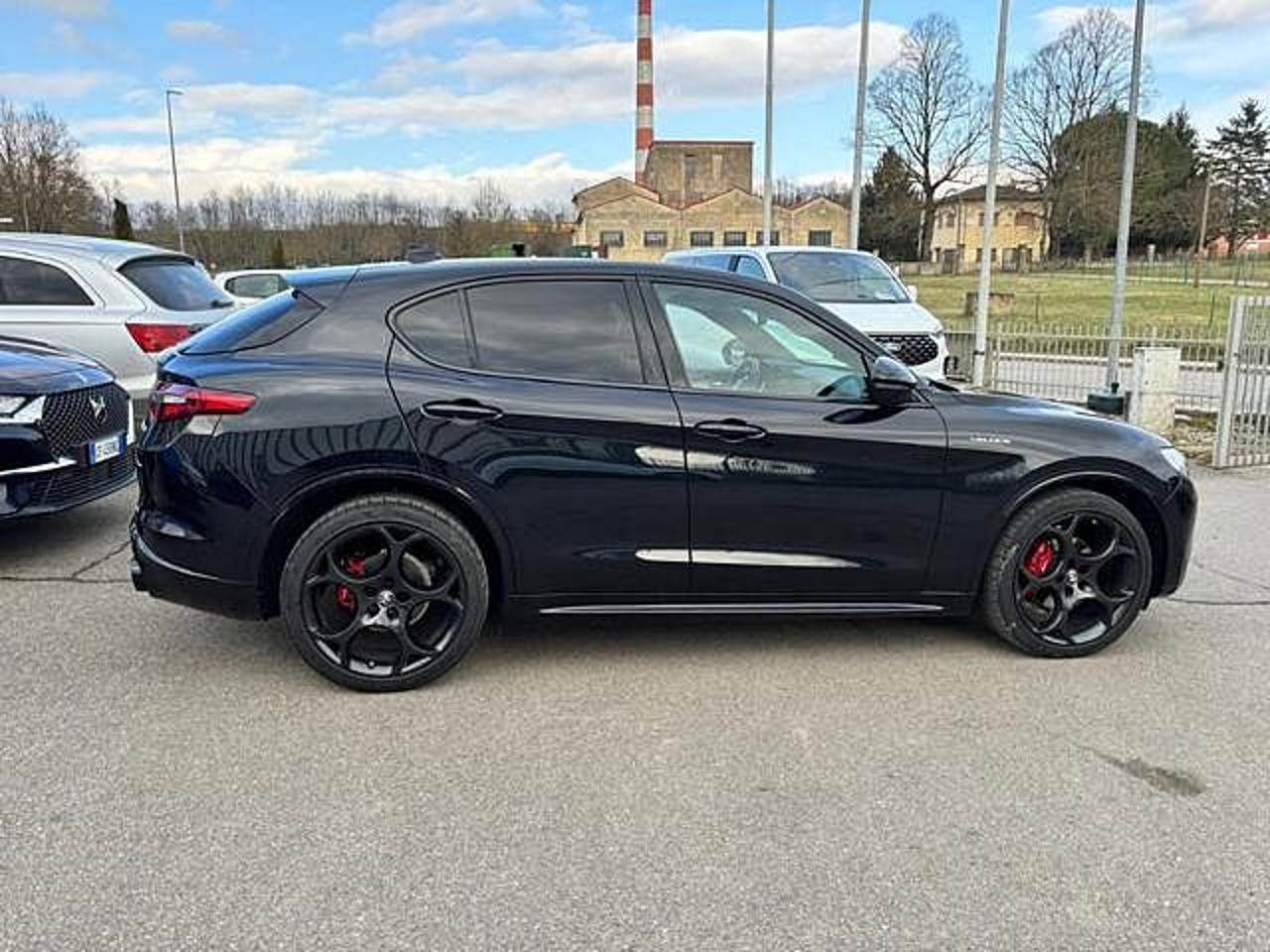 Alfa Romeo Alfa Romeo Stelvio usata 24