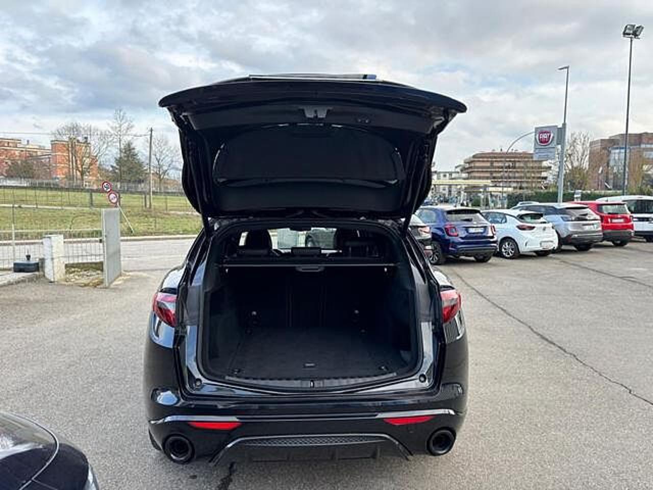 Alfa Romeo Alfa Romeo Stelvio usata 26