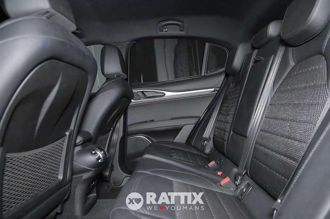 Alfa Romeo Alfa Romeo Stelvio usata 19