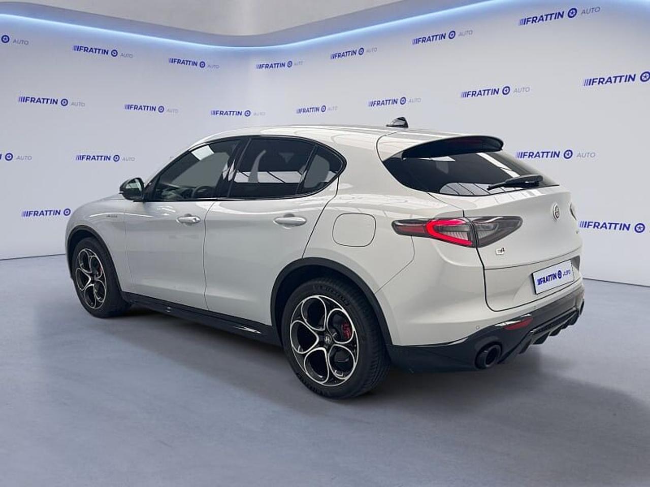 Alfa Romeo Alfa Romeo Stelvio usata 12