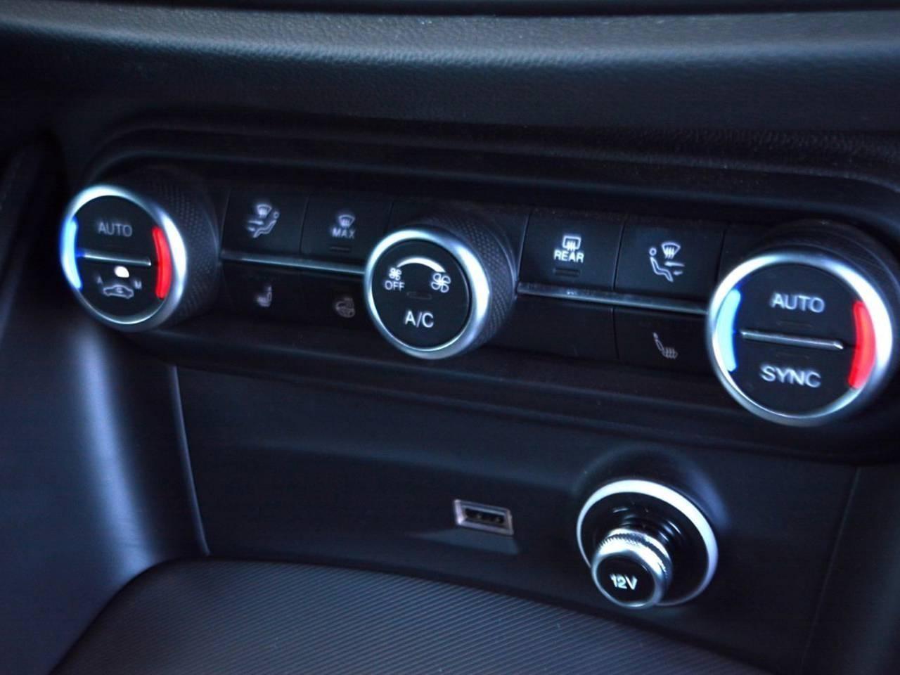 Alfa Romeo Alfa Romeo Stelvio usata 2