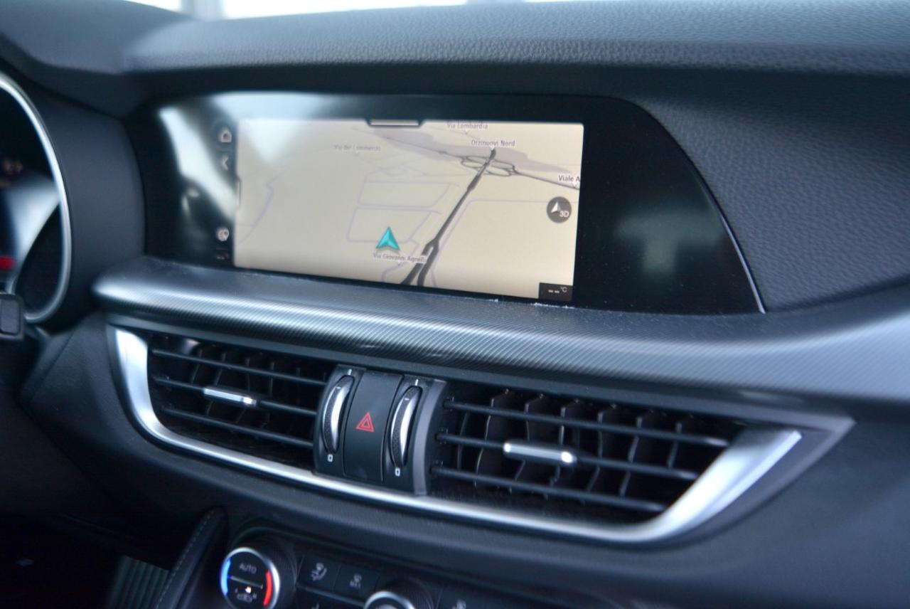 Alfa Romeo Alfa Romeo Stelvio usata, con GPS