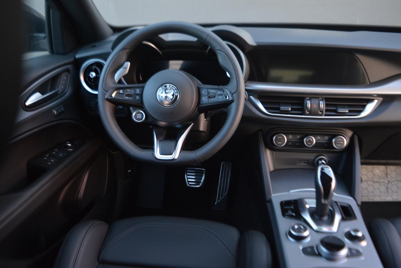 Alfa Romeo Alfa Romeo Stelvio usata 23