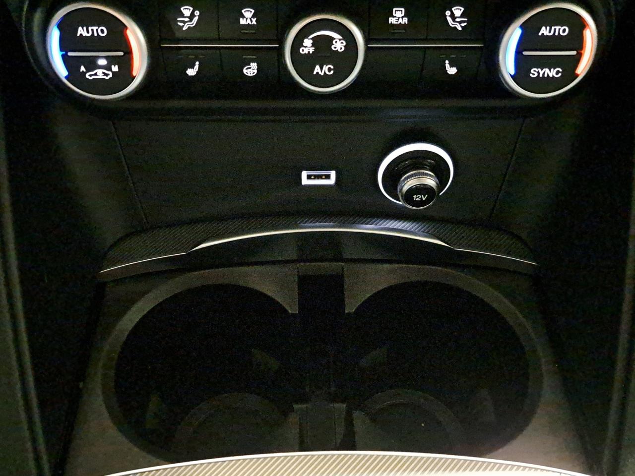 Alfa Romeo Alfa Romeo Stelvio usata 20