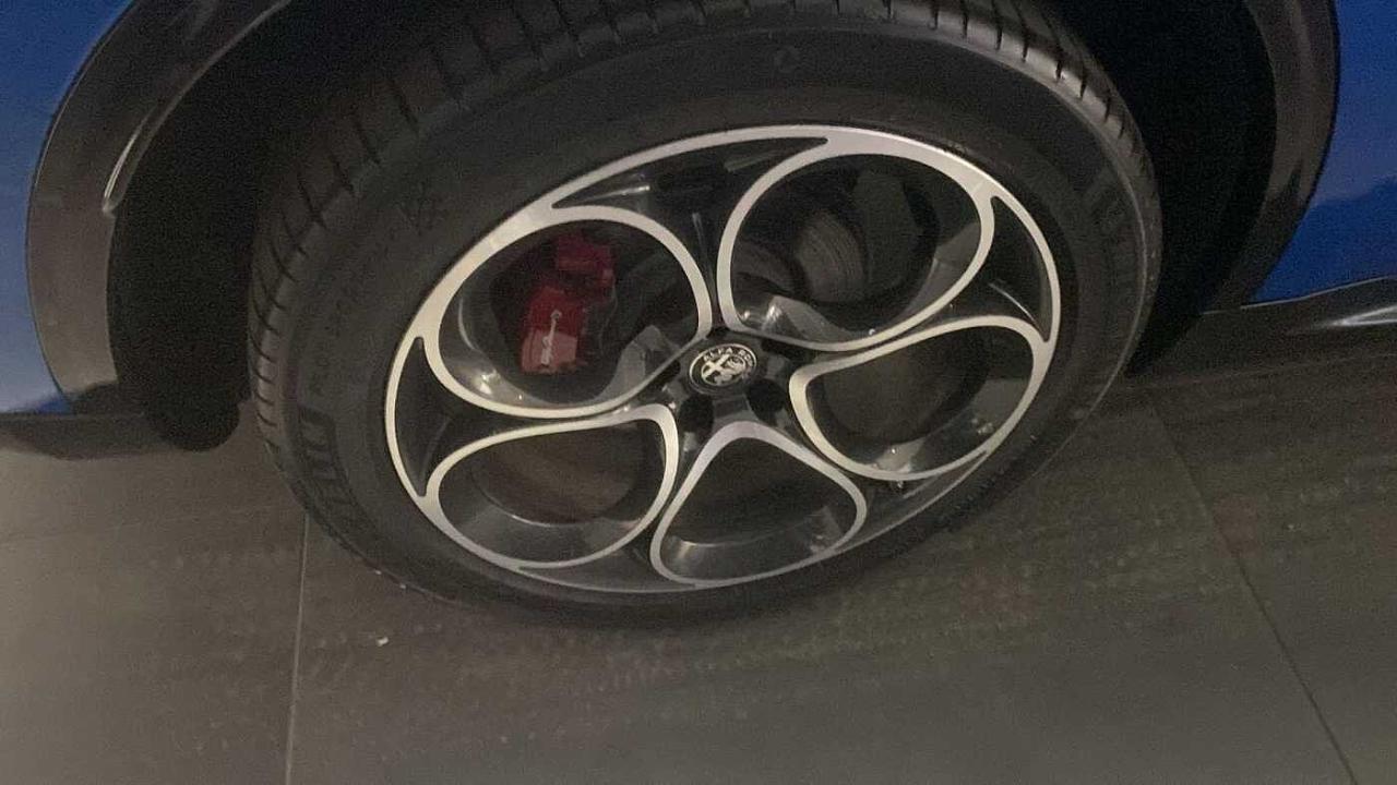 Alfa Romeo Alfa Romeo Stelvio usata 24