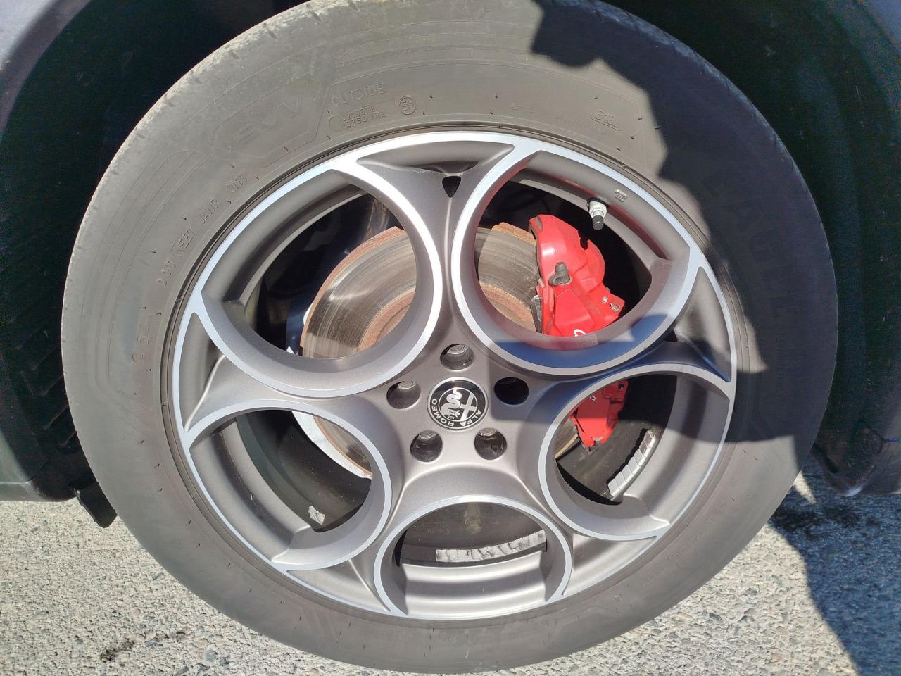 Alfa Romeo Alfa Romeo Stelvio usata 2