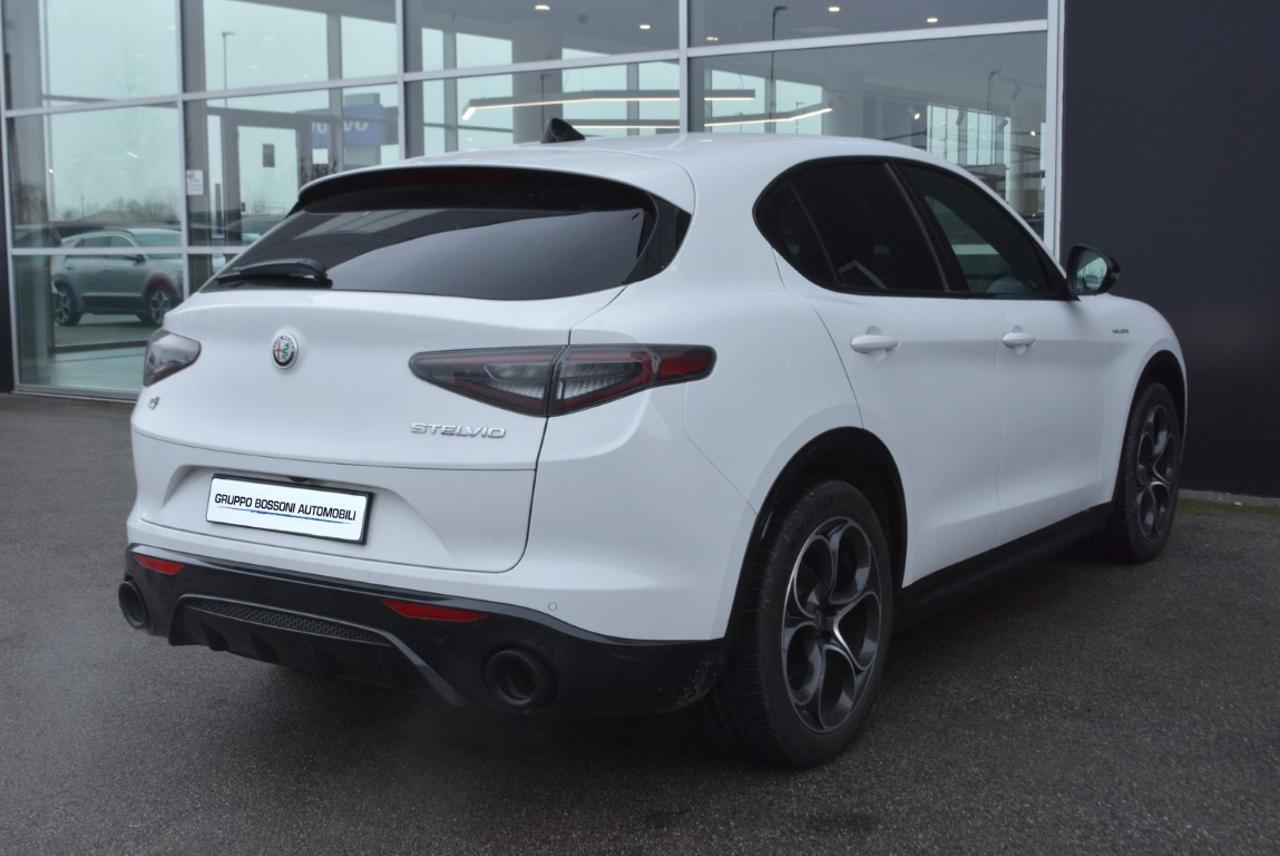 Alfa Romeo Alfa Romeo Stelvio usata 17