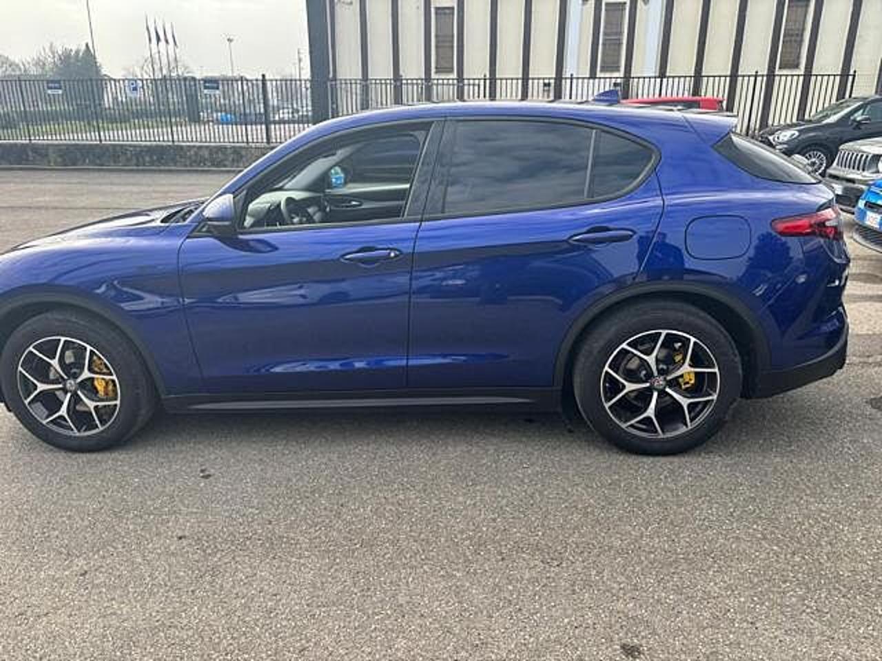 Alfa Romeo Alfa Romeo Stelvio usata 9