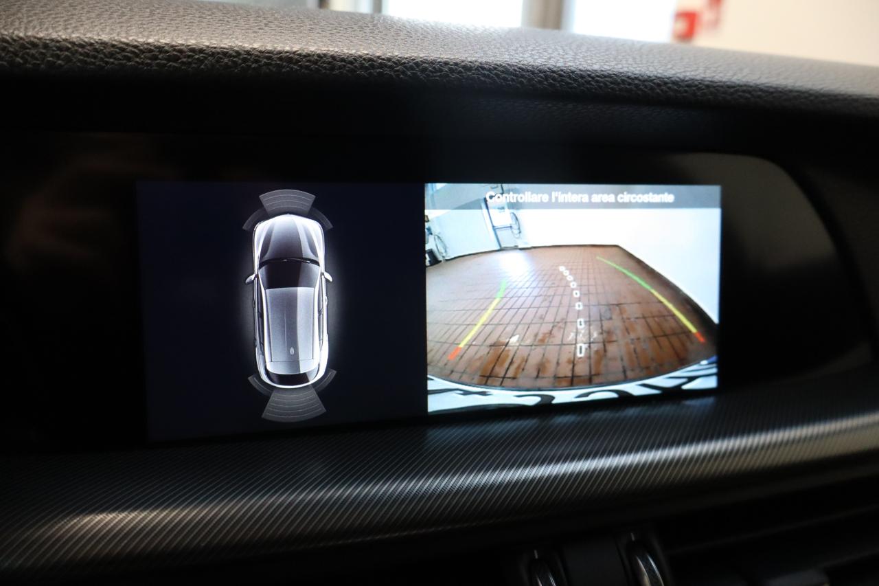 Alfa Romeo Alfa Romeo Stelvio usata 2