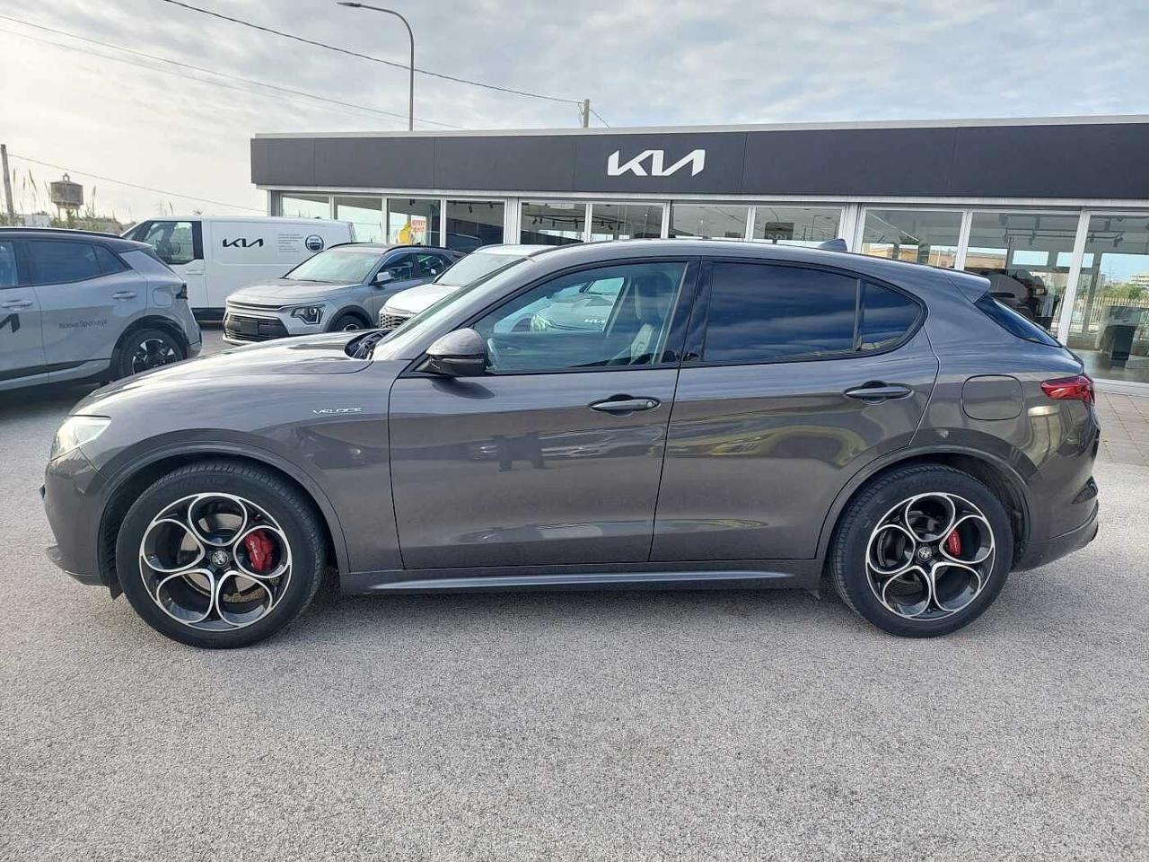 Alfa Romeo Alfa Romeo Stelvio usata 18