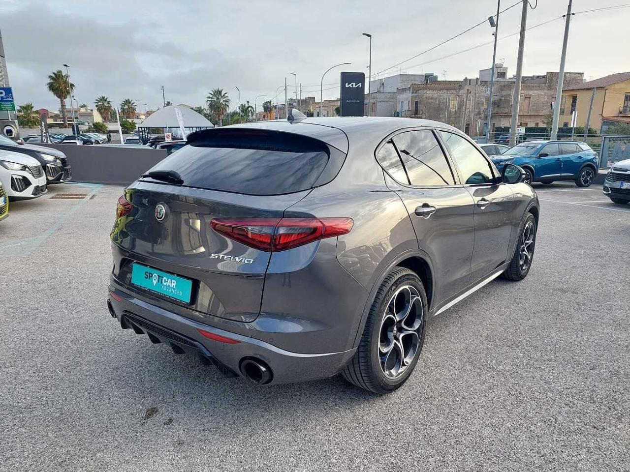 Alfa Romeo Alfa Romeo Stelvio usata 21