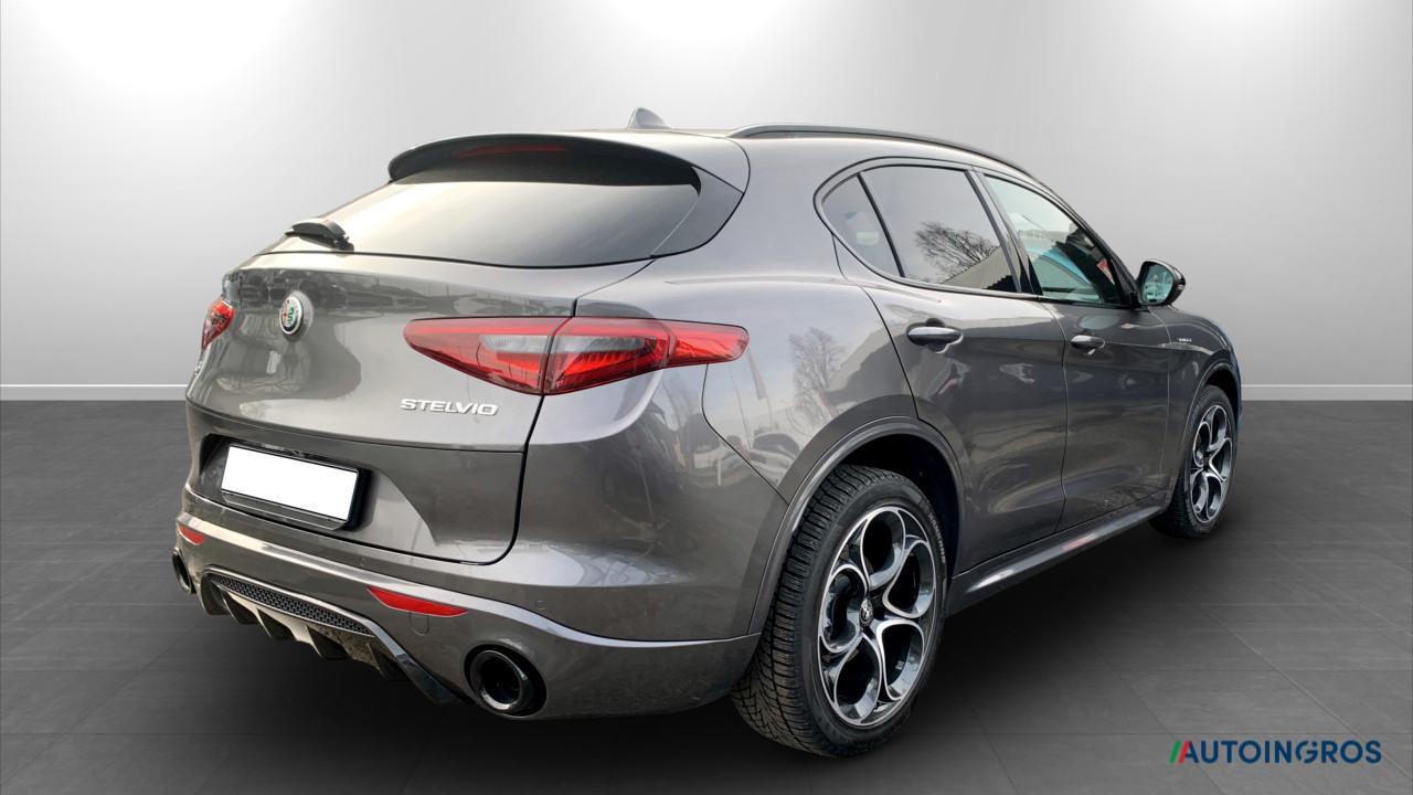 Alfa Romeo Alfa Romeo Stelvio usata 11