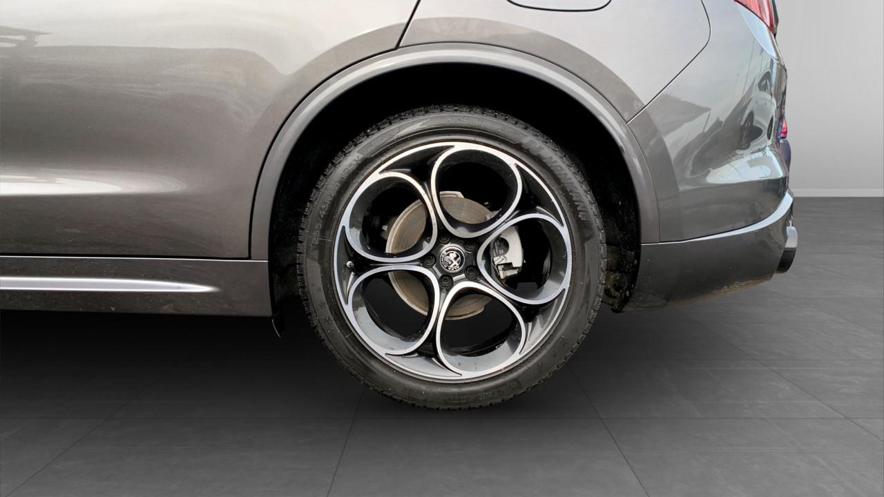 Alfa Romeo Alfa Romeo Stelvio usata 15