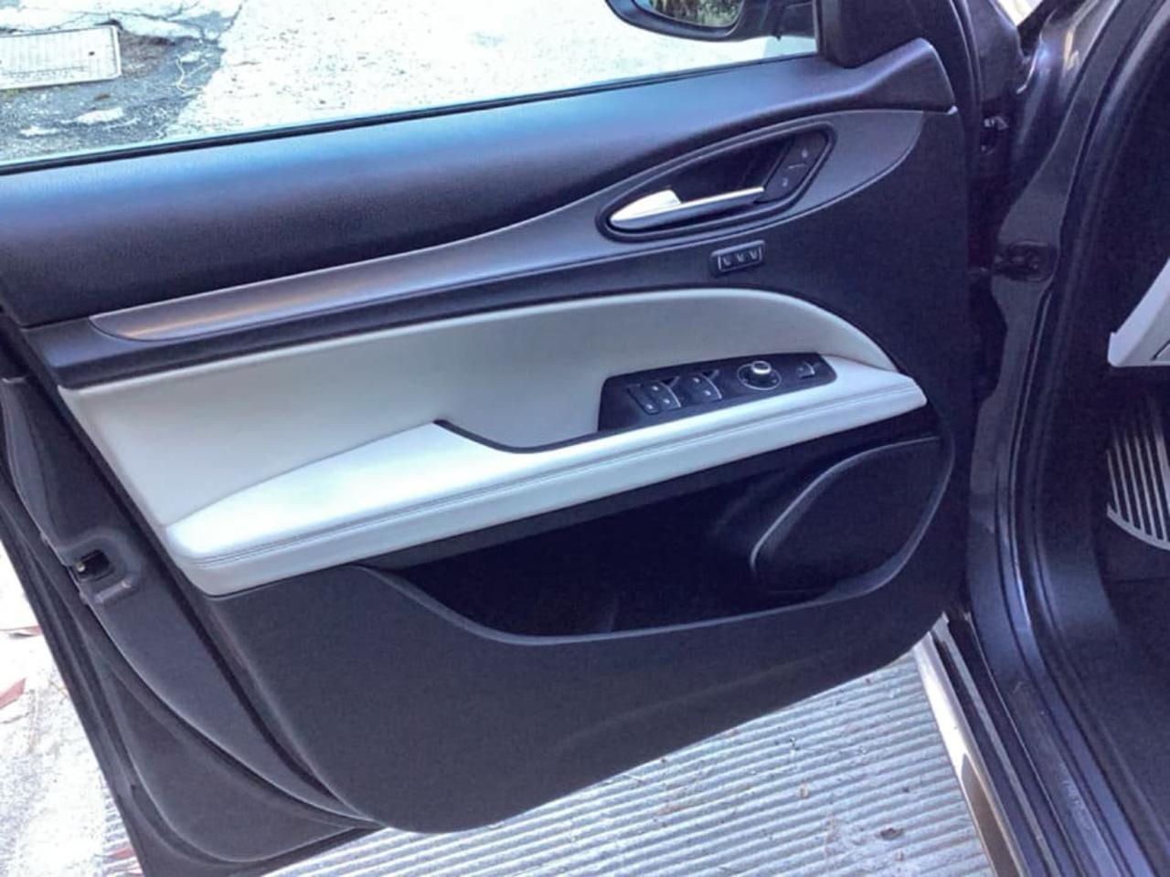 Alfa Romeo Alfa Romeo Stelvio usata 6