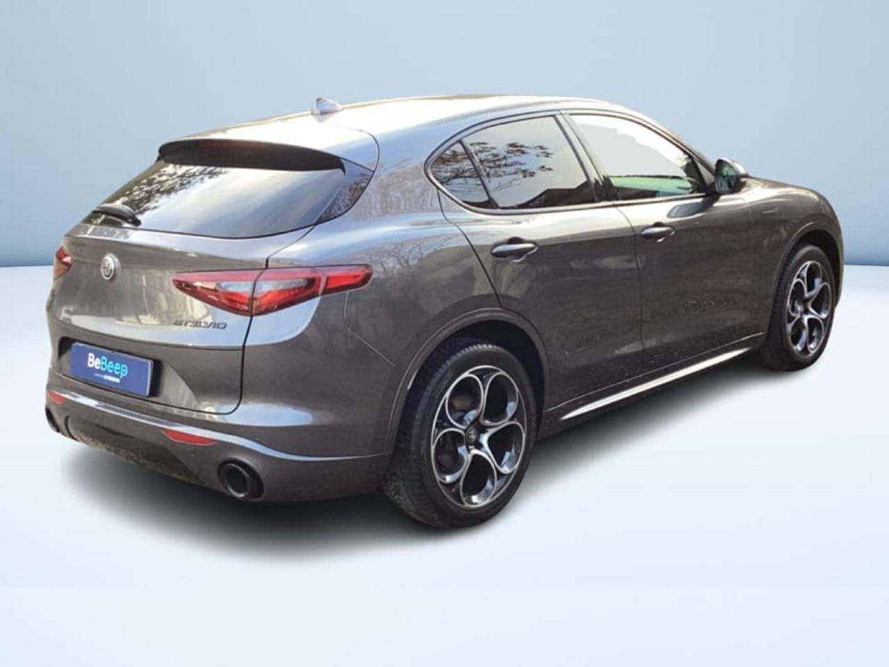 Alfa Romeo Alfa Romeo Stelvio usata 19