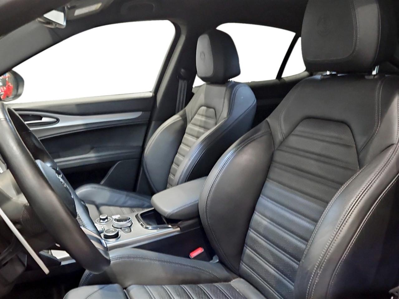 Alfa Romeo Alfa Romeo Stelvio usata 17