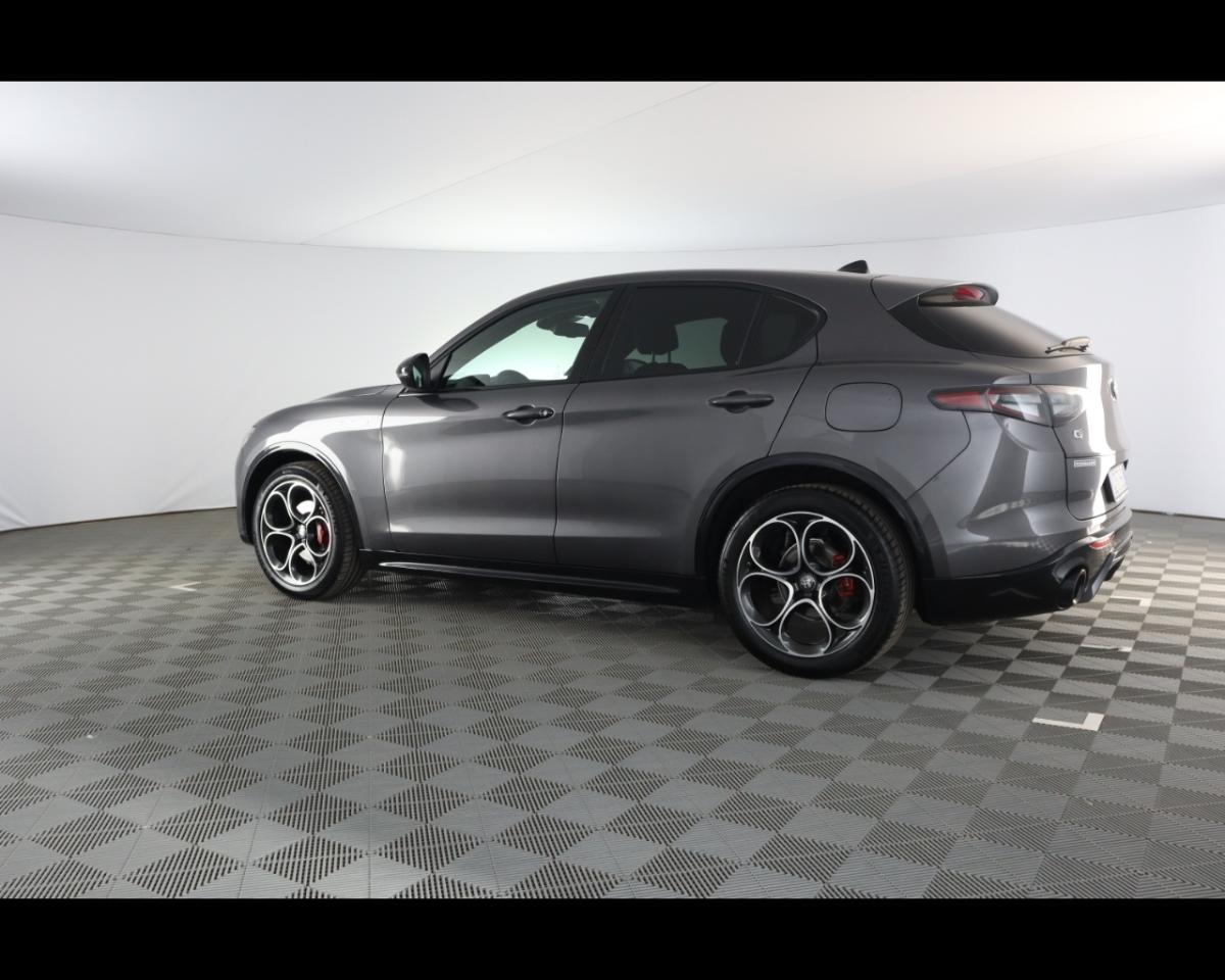 Alfa Romeo Alfa Romeo Stelvio usata 2