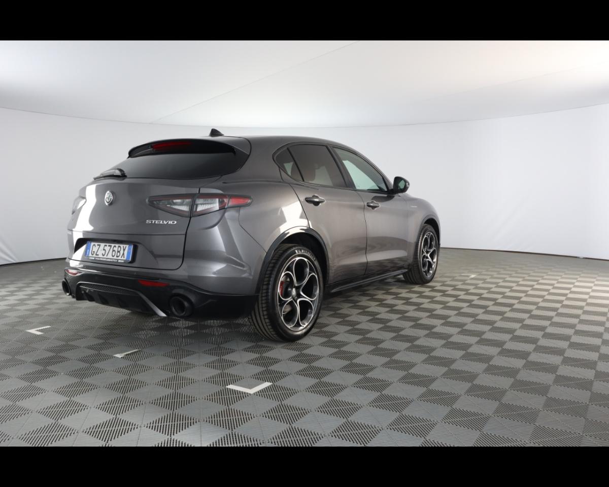 Alfa Romeo Alfa Romeo Stelvio usata 18