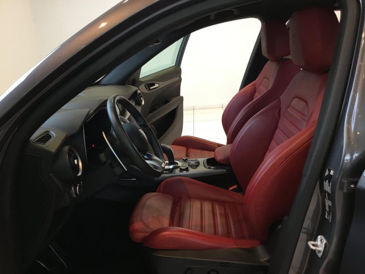 Alfa Romeo Alfa Romeo Stelvio usata 8