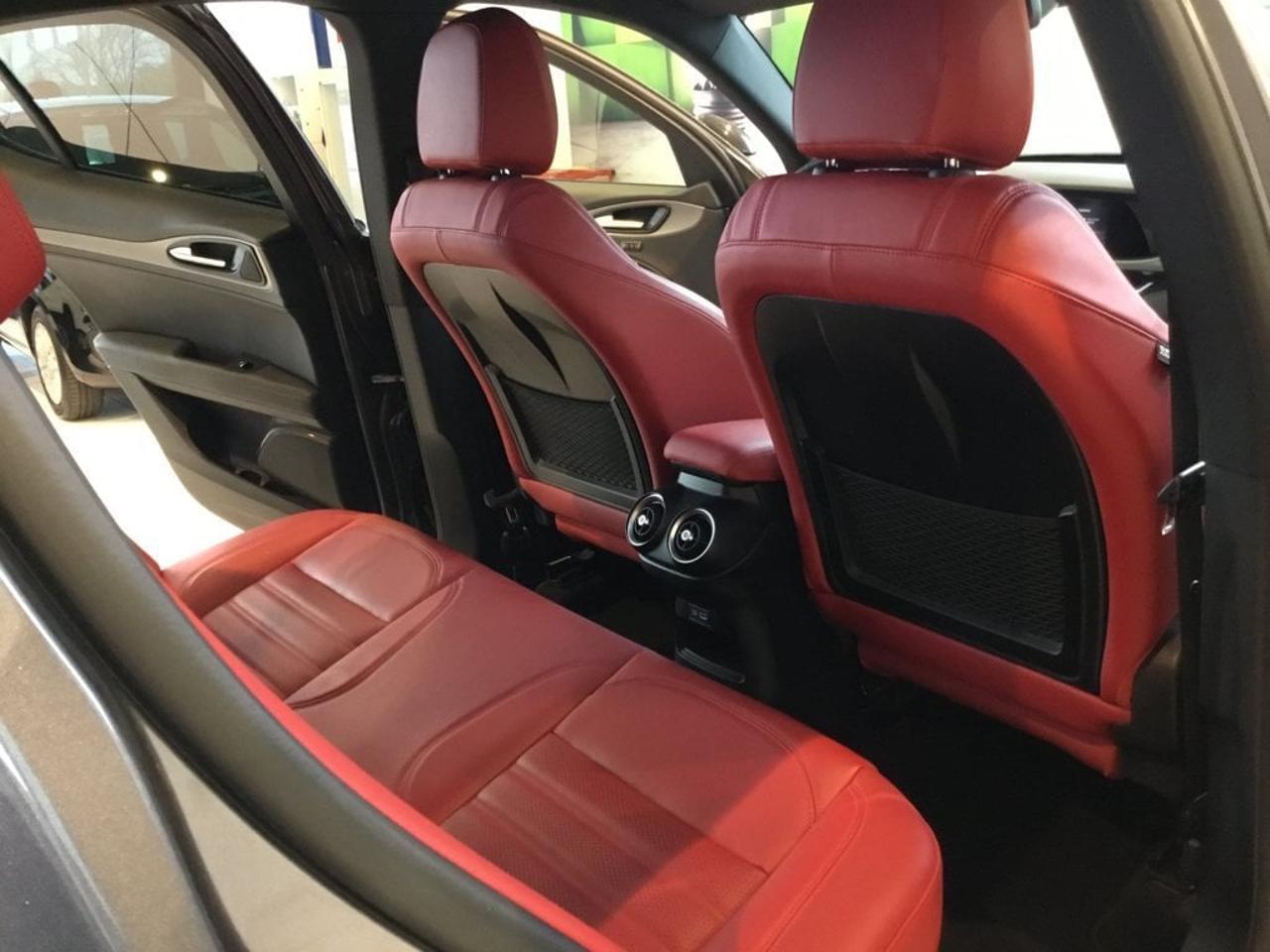 Alfa Romeo Alfa Romeo Stelvio usata 13