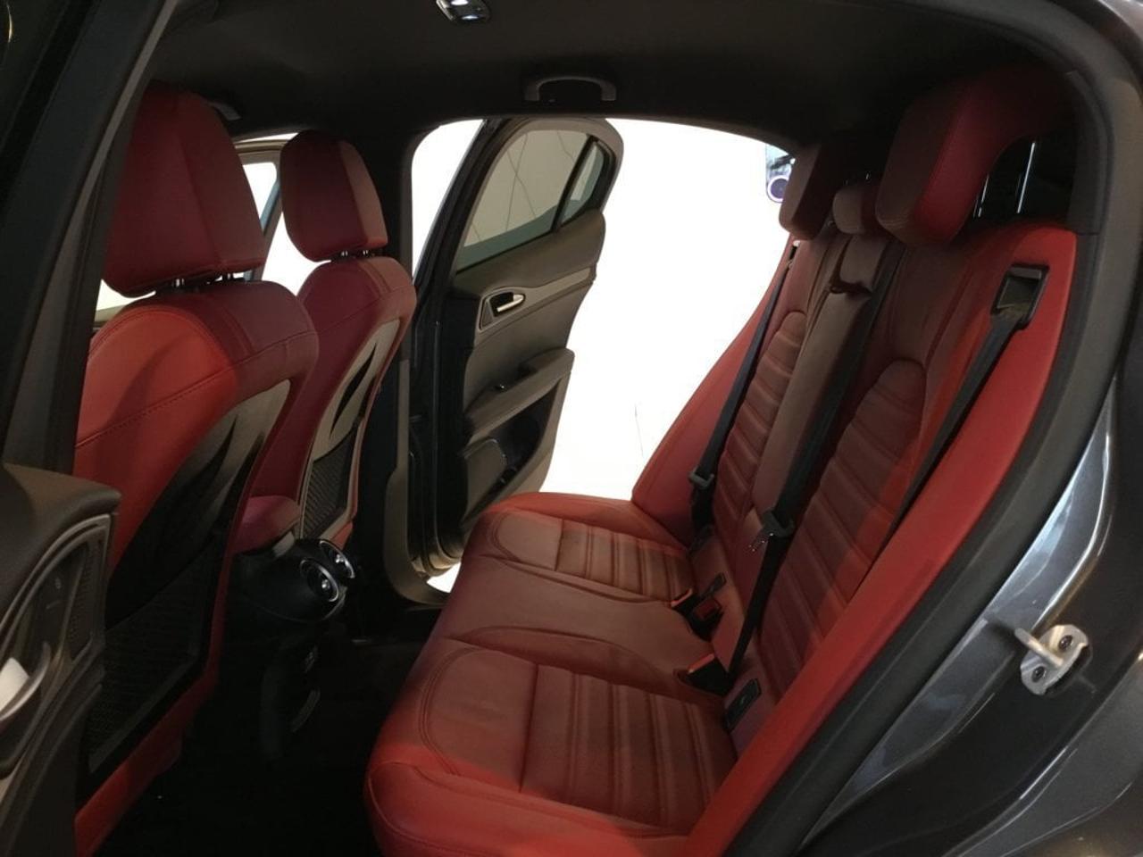 Alfa Romeo Alfa Romeo Stelvio usata 9