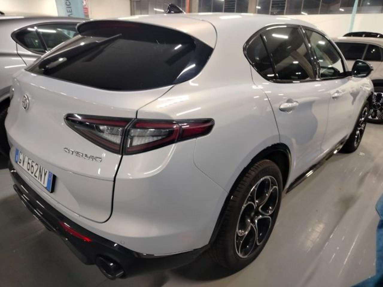 Alfa Romeo Alfa Romeo Stelvio usata 27