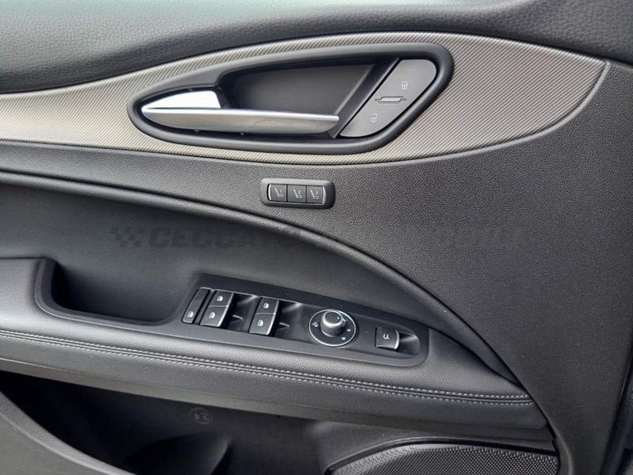 Alfa Romeo Alfa Romeo Stelvio usata 3