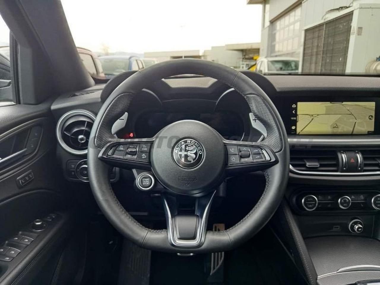 Alfa Romeo Alfa Romeo Stelvio usata 13