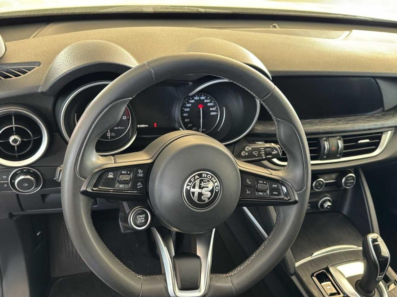 Alfa Romeo Alfa Romeo Stelvio usata, con Xenon-led