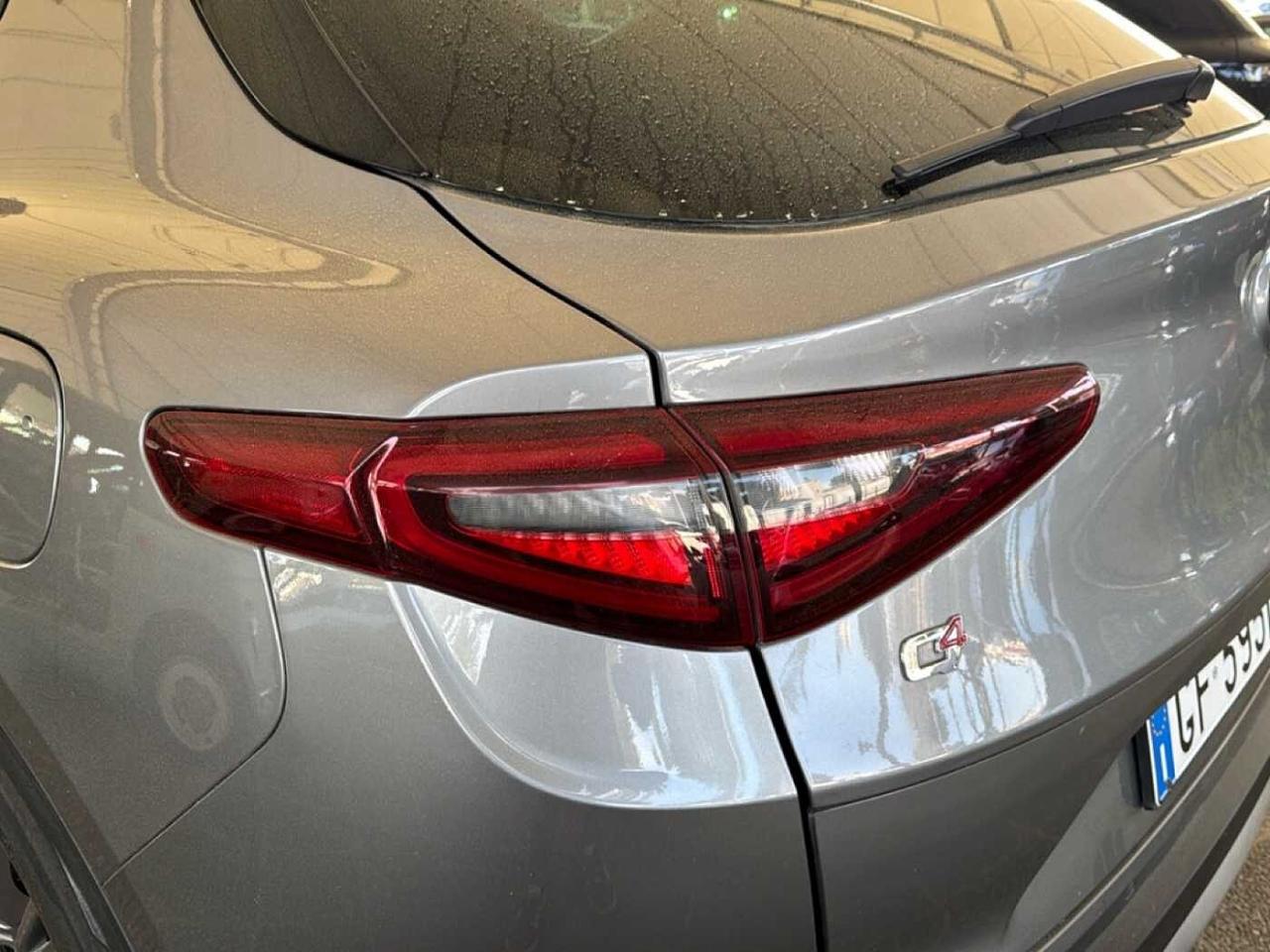 Alfa Romeo Alfa Romeo Stelvio usata 21