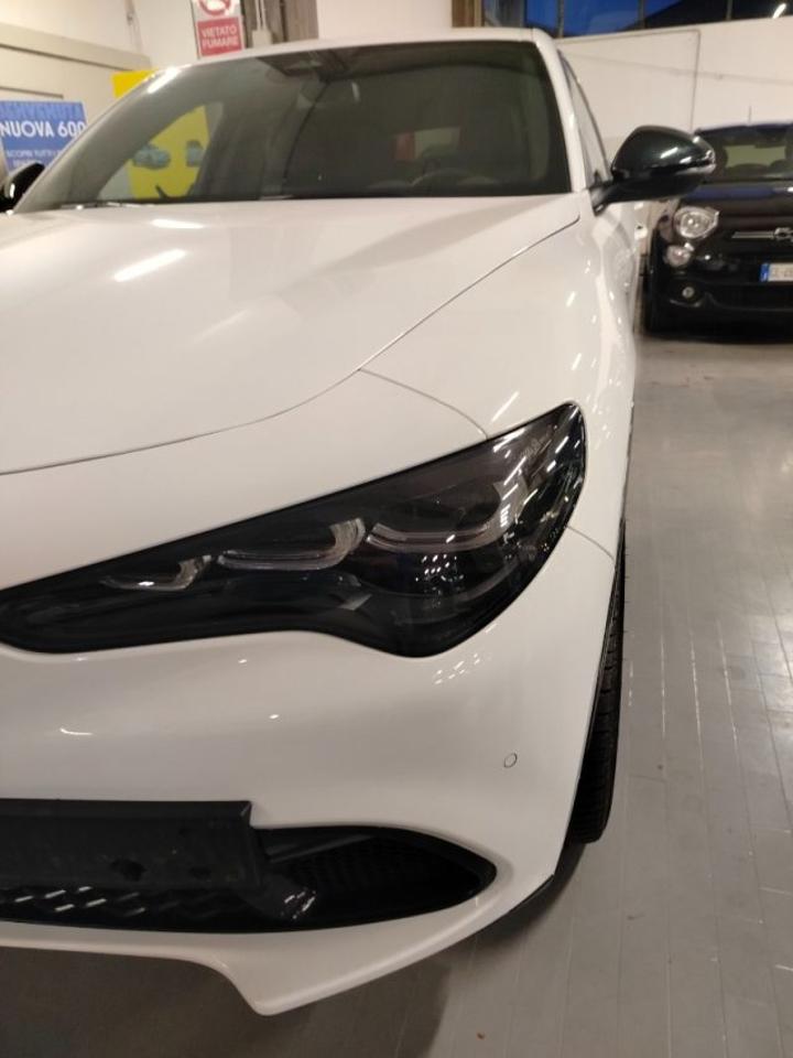 Alfa Romeo Alfa Romeo Stelvio usata 3