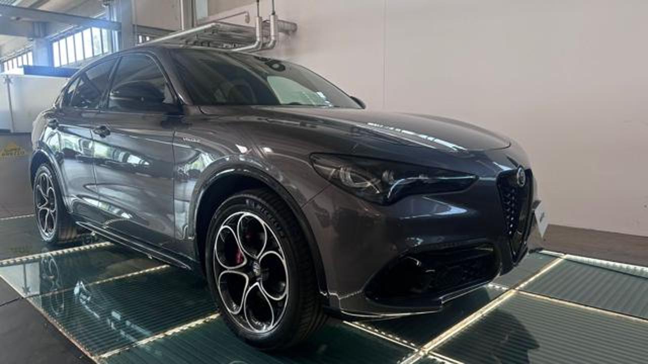 Alfa Romeo Alfa Romeo Stelvio STELVIO 2.2 Turbodiesel 210 CV AT8 Q4 Veloce