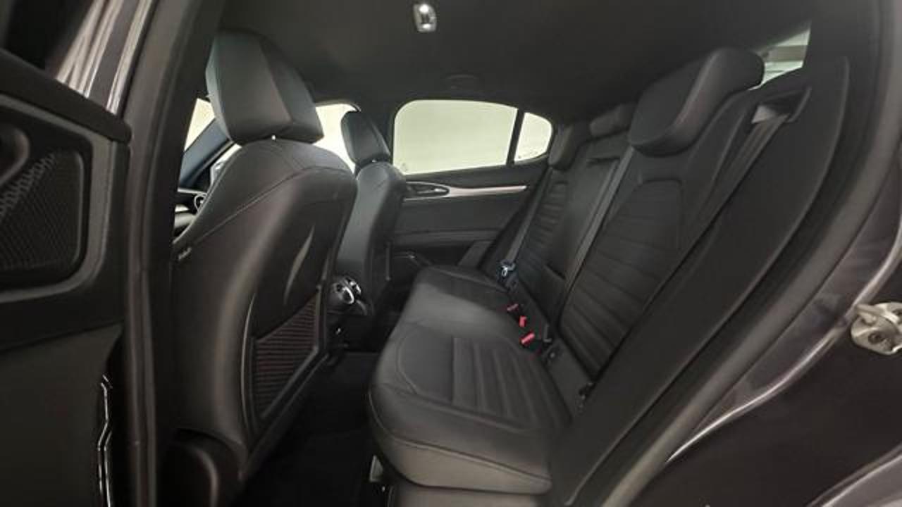 Alfa Romeo Alfa Romeo Stelvio usata 1