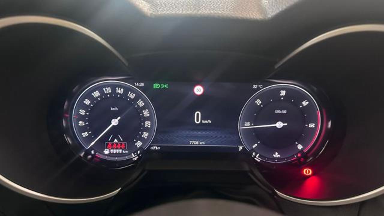 Alfa Romeo Alfa Romeo Stelvio usata 5